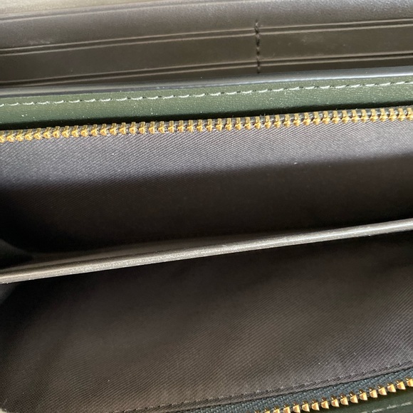 💰🔥Coach F67499 SLIM wallet used like new🌸 - Picture 11 of 16